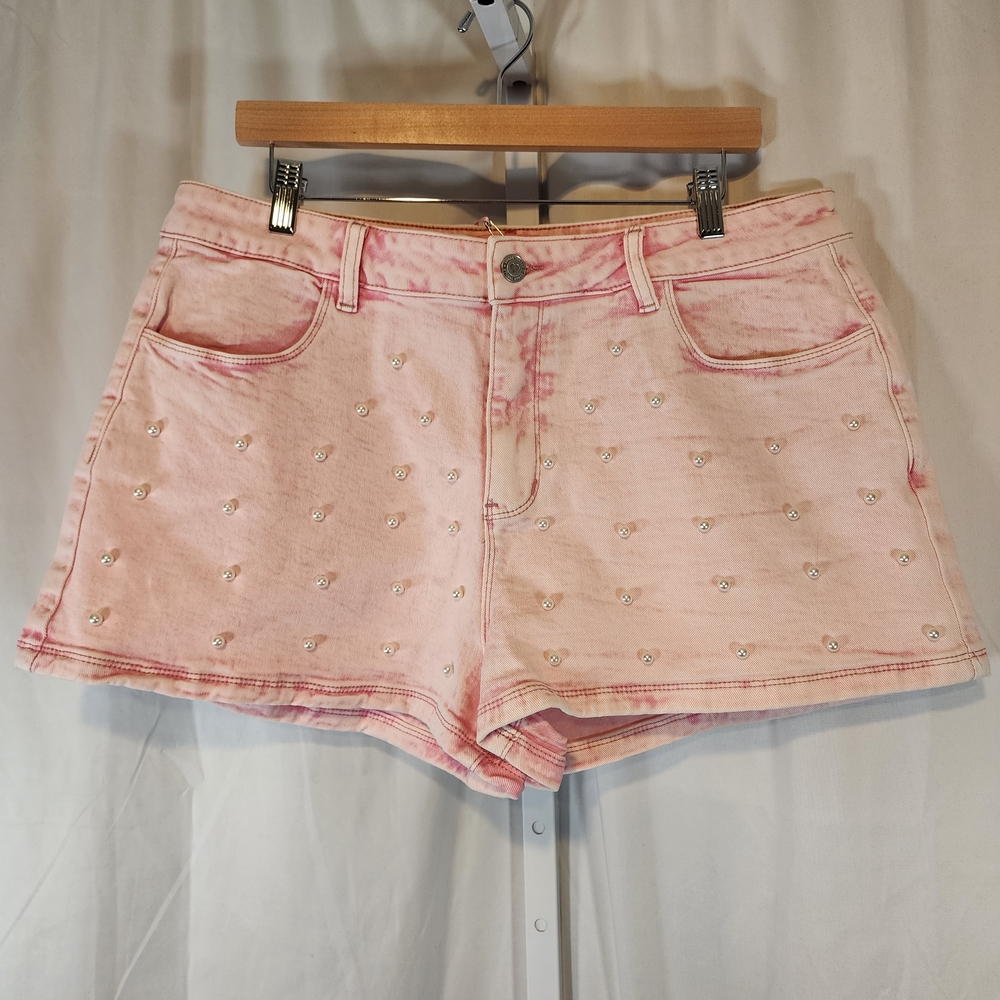 Sugar Thrillz Pink Denim Pearl Embellished shorts size 2X